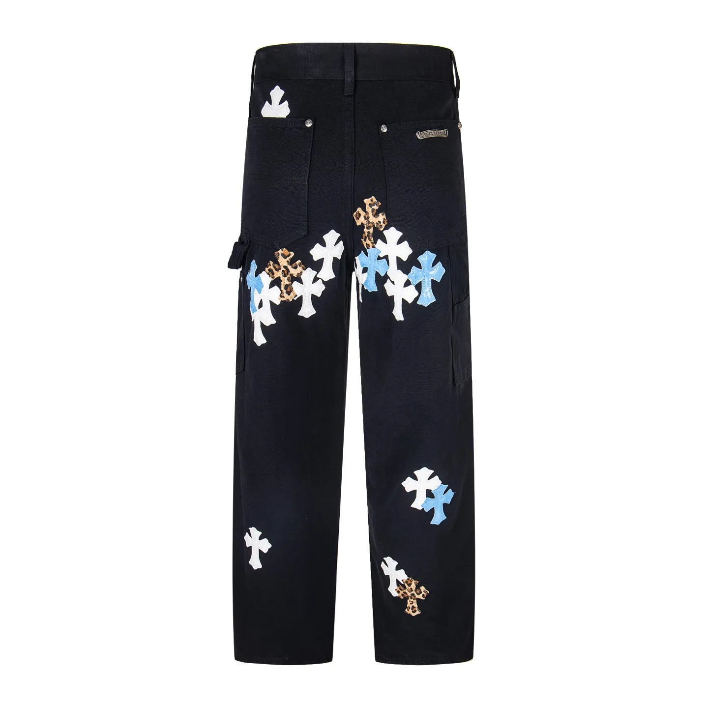 P270 Chrome Hearts/Chrome Hearts 25FW CH Workwear Logging Large Cross Leather Jeans Limited Edition Chrome Hearts are the most popular pants in color. Made of beaded canvas fabric, heavy washing makes the upper body of the fabric more textured and the pants are tall and straight! The three-dimensional cutting of the whole trousers is a masterpiece! The hardware is customized by zp. The beaded canvas fabric is thick and soft after being washed. It has good breathability. Customized small leather label. Unique design. The details are simple and elegant, and the workmanship is exquisite. The whole trousers are neatly routed and the details are in place! It’s so cool that both men and women can easily control the genderless trend! Style number: 1719# Color: black Size: 28 30 32 34 36